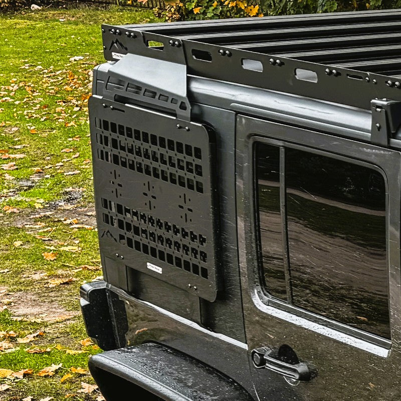 Panneau MOLLE Extérieur – Jeep Wrangler JKU (2006–2018)